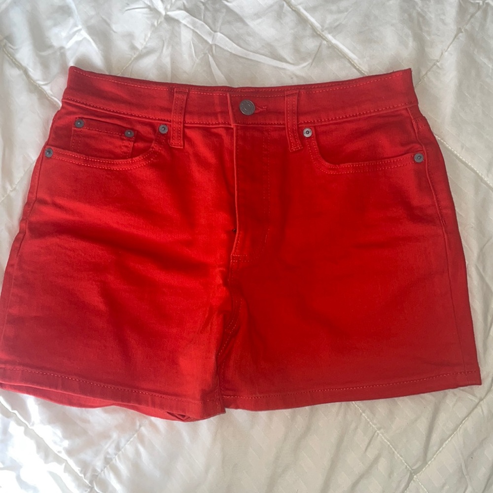 NWOT Banana Republic Red High Rise Jean Shorts (Size 27/4)